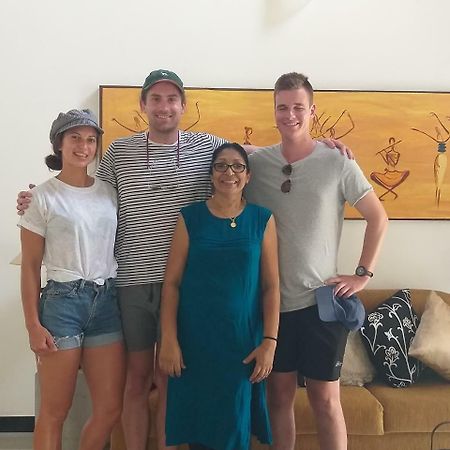 Cosy Nest Home Stay 尼甘布 外观 照片