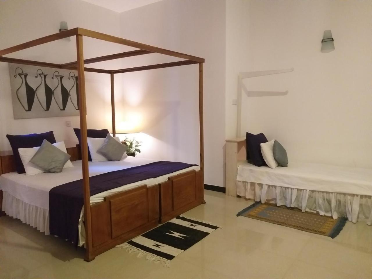 Cosy Nest Home Stay 尼甘布 外观 照片