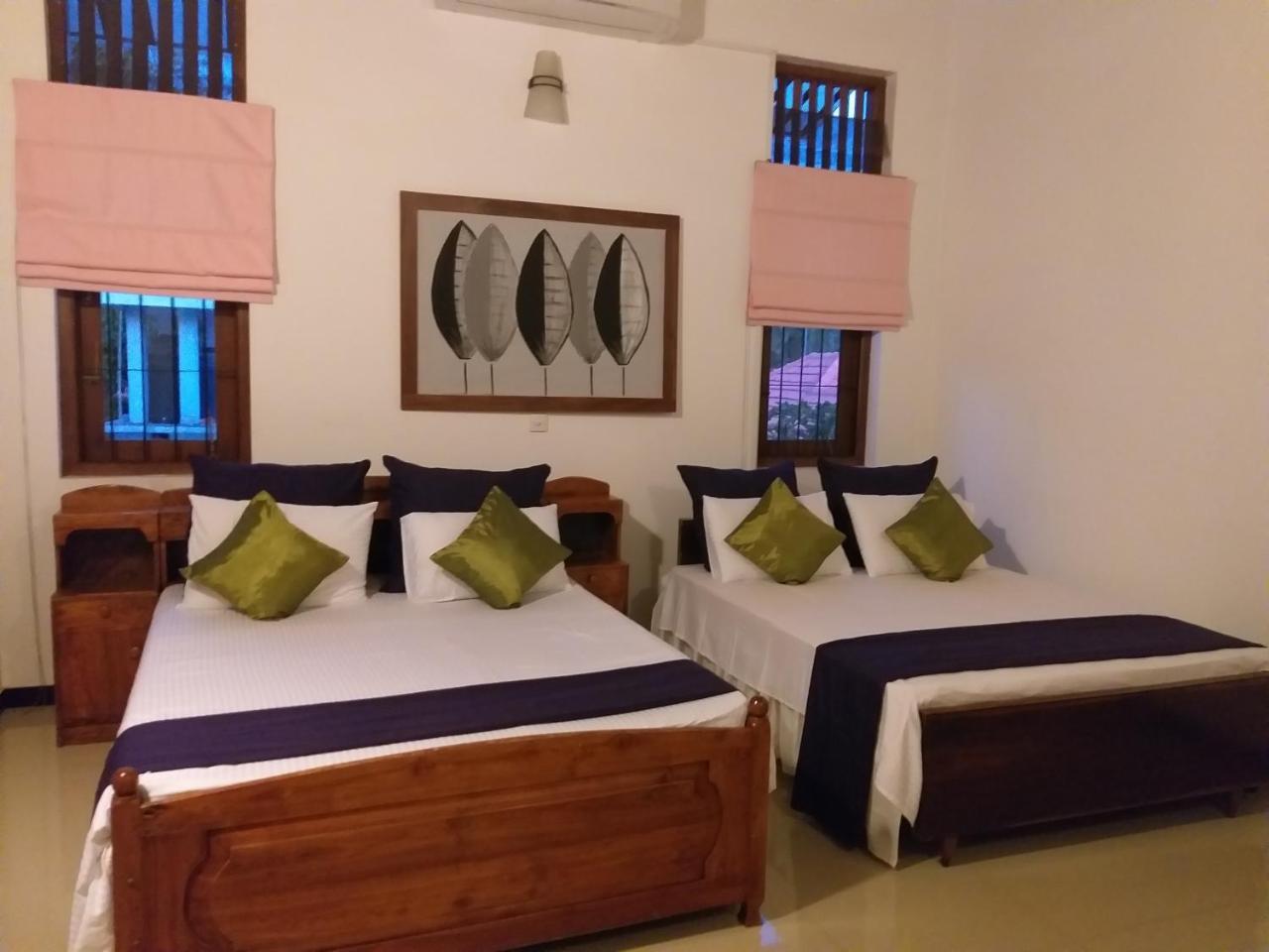 Cosy Nest Home Stay 尼甘布 外观 照片