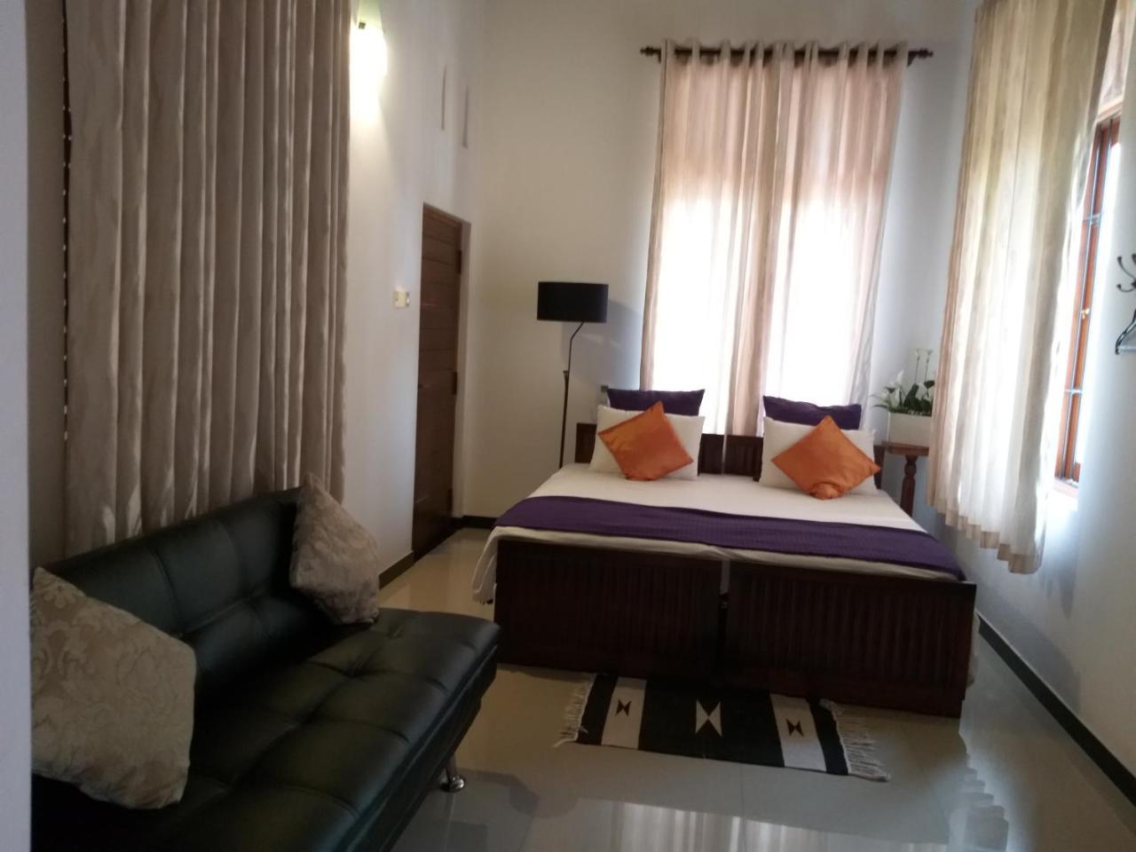 Cosy Nest Home Stay 尼甘布 客房 照片